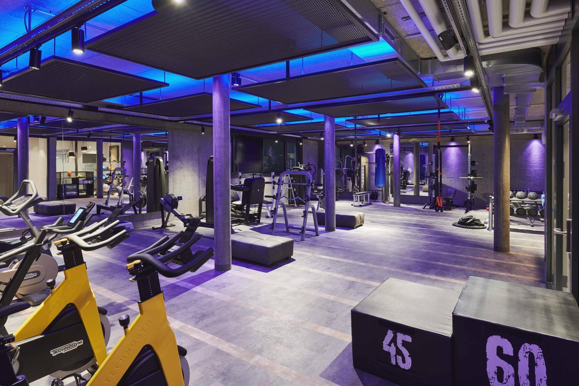 Schloss Zermatt - Cbd & Adaptogenic Spa And Sport Hotel Exterior photo